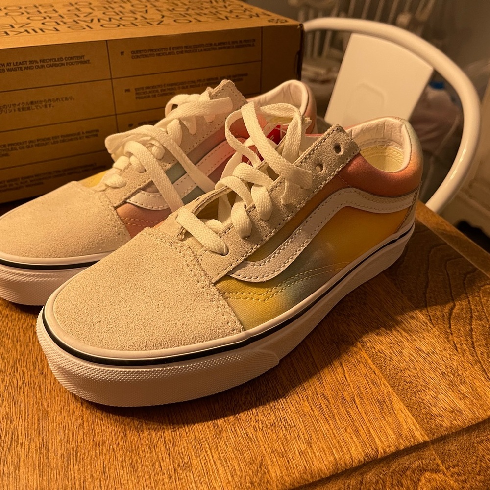 Womens vans 5.5